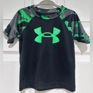 Under Armour Toddler Boys 2T Black & Green Camo Short Sleeve Logo T Shirt